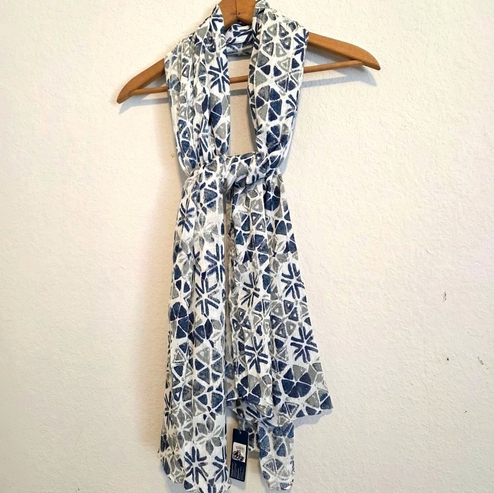 NWT VIVANTE by VSA Geometric Scarf / Wrap Coastal Beachy Resortwear Blue Green